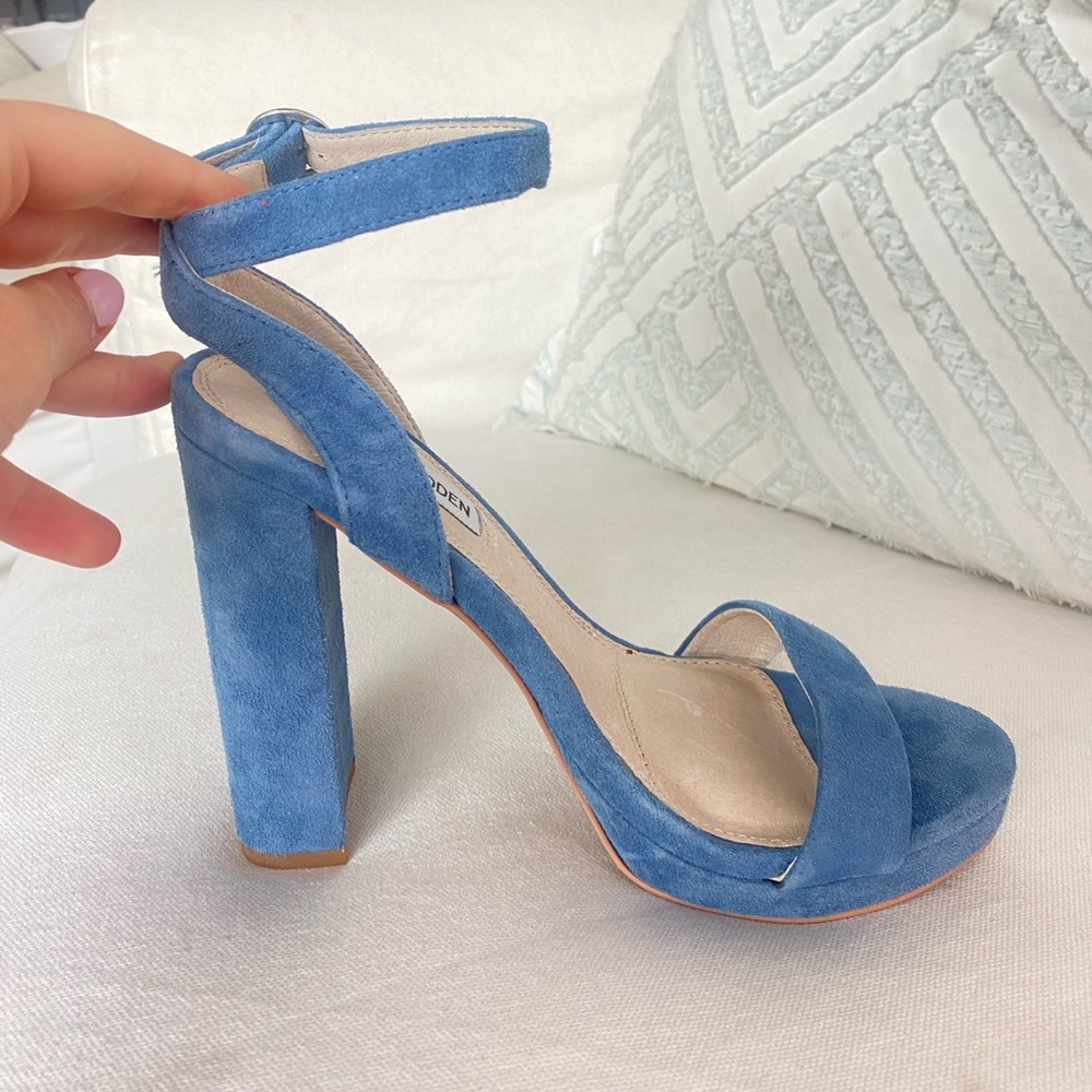 Light blue suede heels from Steve Madden, size 7, like new condition